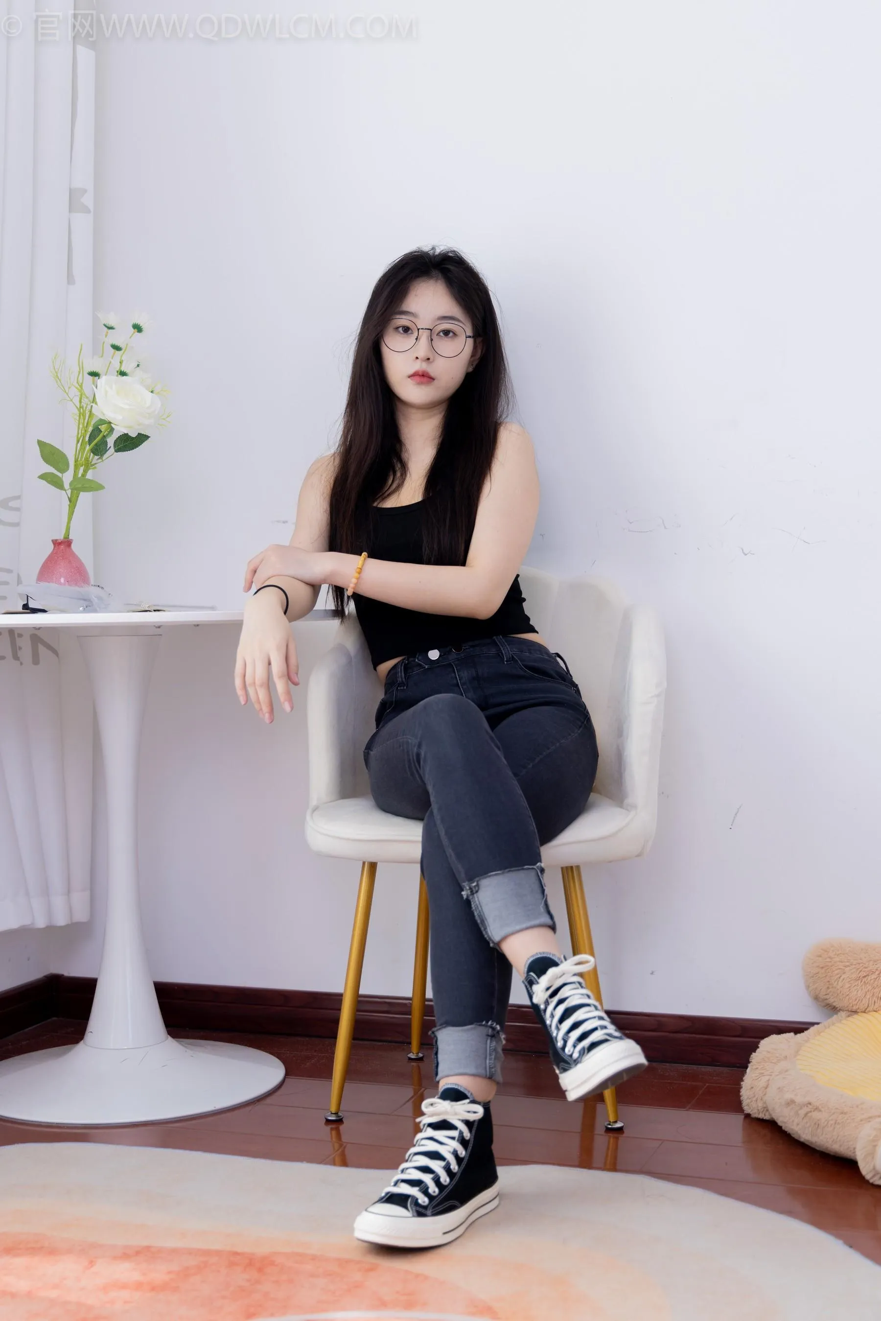 物恋传媒 NO.1497 美兔-春雨绵绵 [151P]插图
